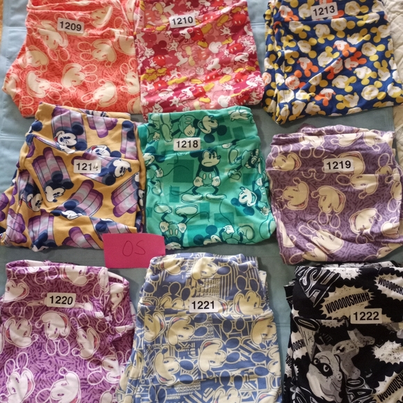 DISNEY OS LEGGINGS. 2/$36 - Picture 7 of 10